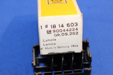 Preview: Drehlamelleneinsatz oben Gehäuse-Mischluftdüse Commodore C, Rekord E