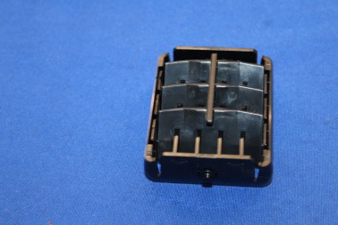 Preview: Drehlamelleneinsatz unten Gehäuse-Mischluftdüse Monza / Senator A, 1. Serie