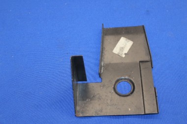 Preview: Abdeckblech Laengstraeger vorne links seitlich Commodore C, Rekord E