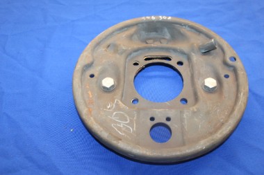 Preview: Bremsankerplatte rechts Rekord E Limousine 1,7 - 2,0