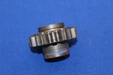 Preview: Rückwärtsgang Zwischenrad 17 Zähne, 4-Gang, 1,2 ab Motor-Nr