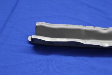 Preview: Längstraeger unter Beifahrersitz rechts Ascona / Manta B