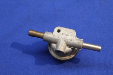 Fuel Pipe Valve from pump to carburator Senator / Monza A