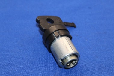 Preview: Lenk - und Zündschloß Ascona / Manta B BIS FGST-Nr, Schließung - J501 - 1000