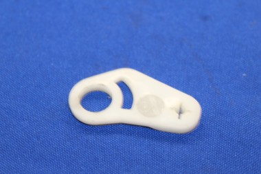 Preview: Betätigungslasche für Schliesszylinder rechts Ascona/Manta B, Kadett C , geschraubt