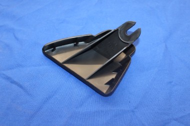 Preview: Kappe Stossleiste vorne links Rekord E Berlina ab FGST-Nr