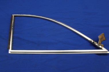 Preview: Chrom-Rahmen Ausstellfenster rechts Olympia Rekord P2 Coupé
