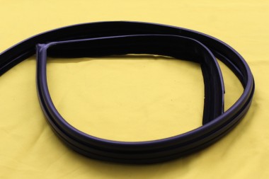 Gummidichtung Türfensterführung vorn rechts Vectra A