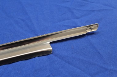 Preview: Chromleiste unter Seitenwandfenster Rekord D Caravan links 3-türig