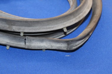 Preview: Türdichtung Rekord E Caravan hinten rechts