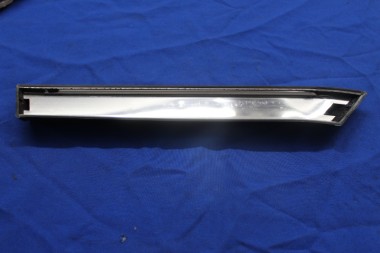 Preview: Schutzzierleiste Seitenwand hinten links Manta B ab FGST-Nr