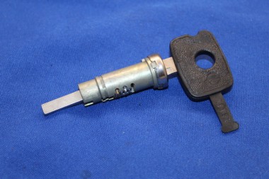 Preview: Schliesszylinder Kofferdeckel Ascona / Manta B, Schliessung AB-251-1000