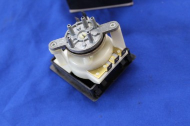 Preview: Drehschalter Lüftung + Klima Rekord E1, Commodore C, 3-polig