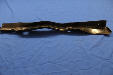 Preview: Abdeckblech Längsträger vorn links Rekord D, Commodore B