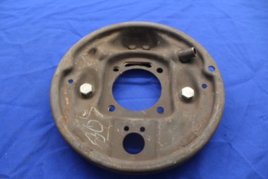 Preview: Brake anchor plate right Rekord E, Commodore C with round eccentric