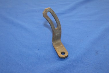 Bracket for Hydraulic Pump to engine Rekord D