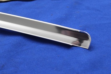 Preview: Chromleiste Türfensterrahmen vorn oben rechts Rekord D 2-trg Limo Luxus