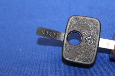 Schliesszylinder Heckklappe Monza A, Schliessung Y1-1000 - D1003806