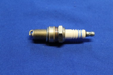 Preview: Zündkerzensatz Langgewinde für 1500 + 1600 CIH