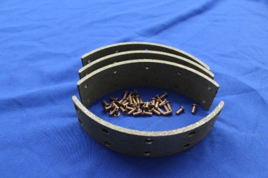 Preview: Bremsenkit hinten Olympia Rekord P1 + P2 erste Serie