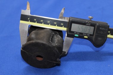 Damper Bushing Rear Springer Hanger Rekord P2, large eye - Kopie