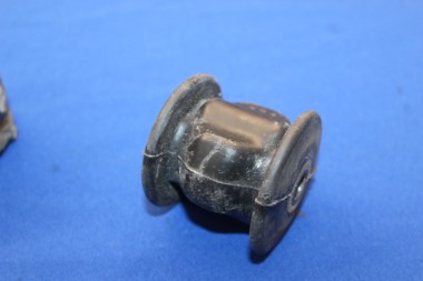 Preview: Buchse Blattfederaufhängung Rekord P2, grosses Auge im 4er SET