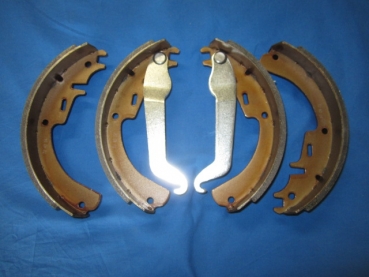 Brake Shoe Set Rear Axle ( Loop )