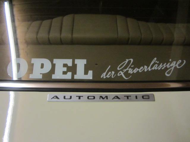 2x Opel Aufkleber Schriftzug für Seitenschweller – gestickert