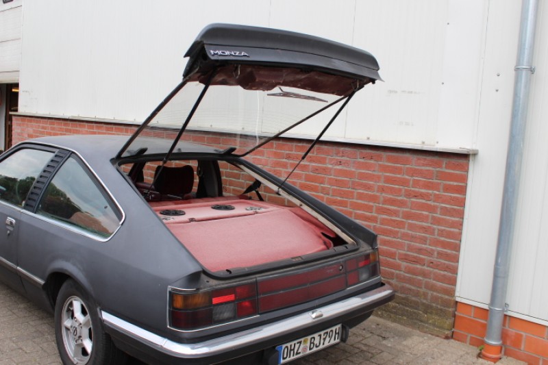 Heckklappendaempfer Monza