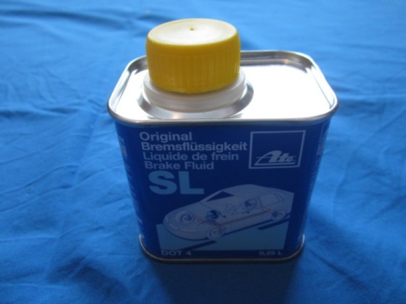 Brake Fluid DOT-4 500ml Can