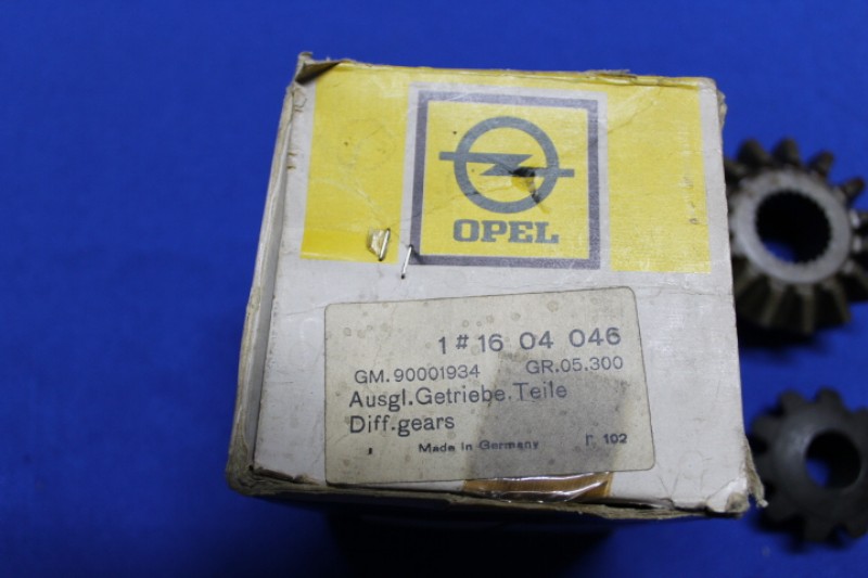 Overhaul Kit Compensatory transmission rear axle Rekord D 1,7 - 2,0