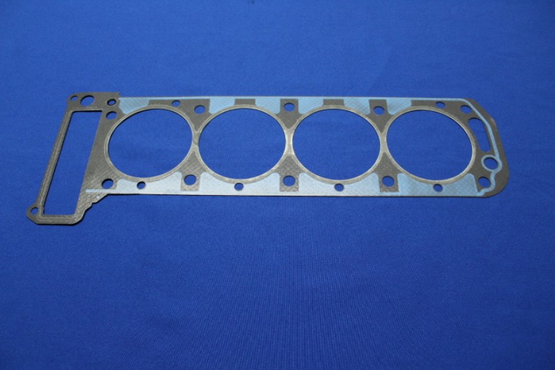 Cylinder Head Gasket 2,4 CIH