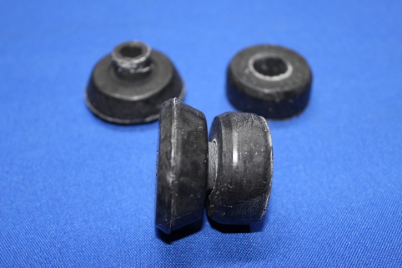 Rubber on Shock Absorber upper, 4-parts set