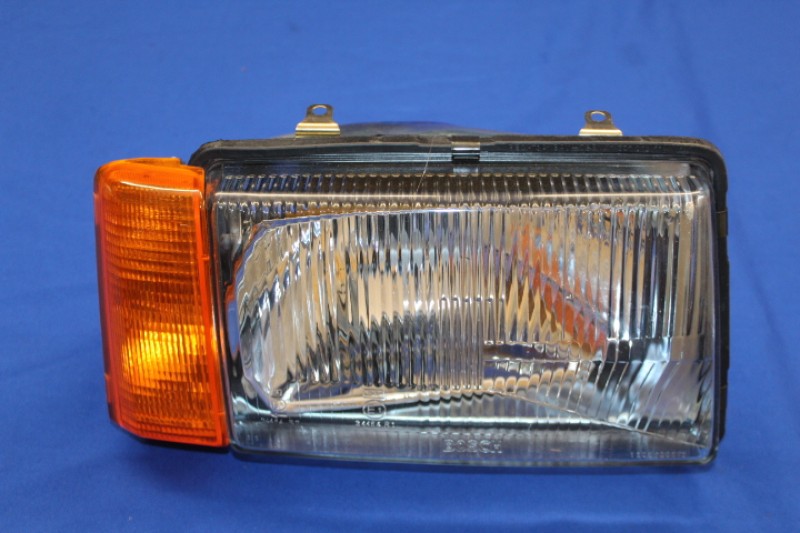 Head Lamp Rekord E1, Bilux right