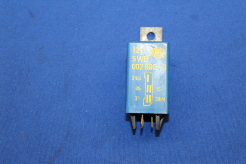 Slow-Acting Relay Commodore B + Rekord D