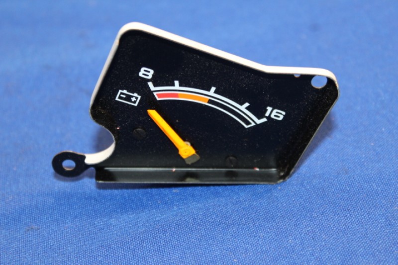 Voltmeter Commodore C, Rekord C sports equiped