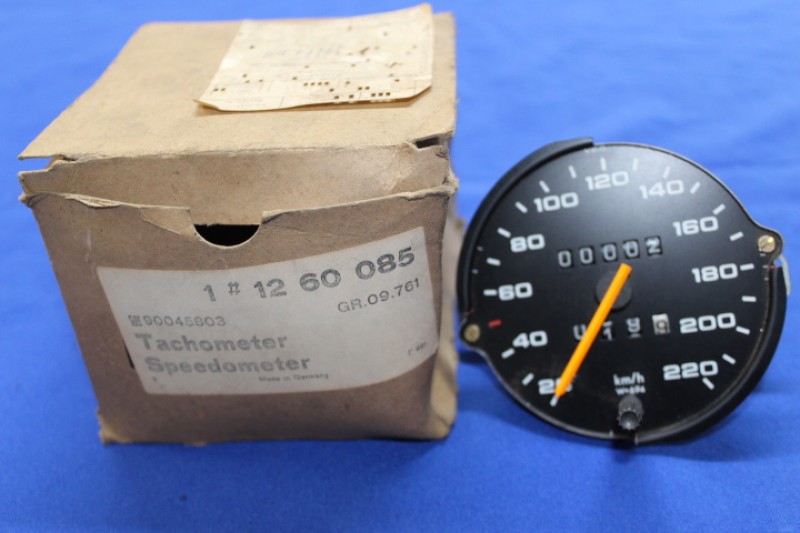 Speedometer 220km/h, W=694