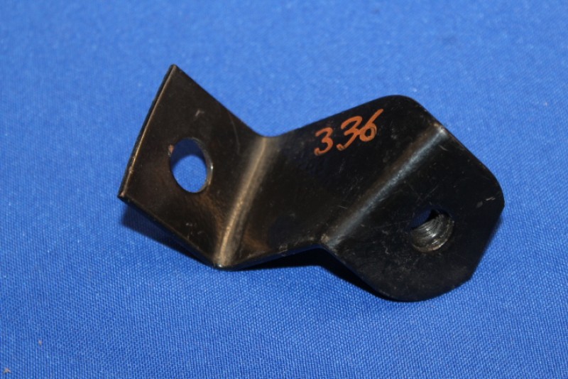 Bumper Mount Commo B, Rek. D rear outer left