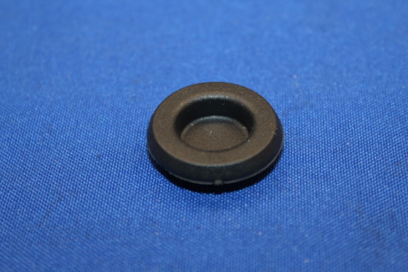 Rubber Plug in Floor Panel / Paint Outlet, 20mm