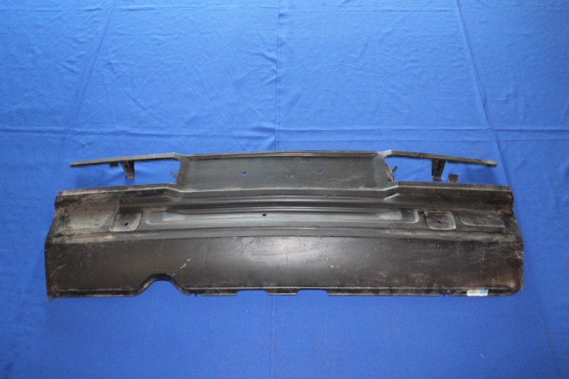 Rear Panel Rekord E1 / Commodore C Sedan, OUTER PART