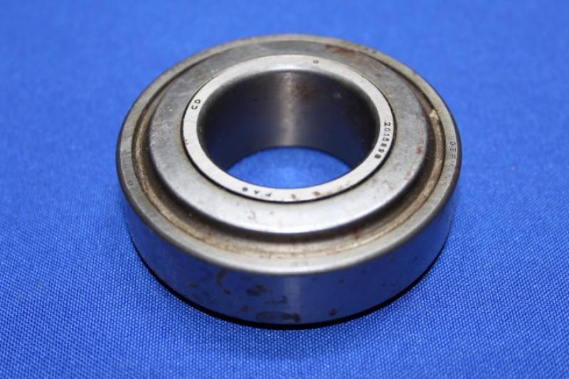 Wheel bearing for 32mm shaft