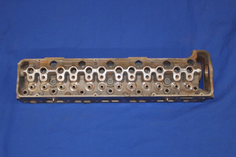 Cylinder Head 2,8 S/H up to 1972