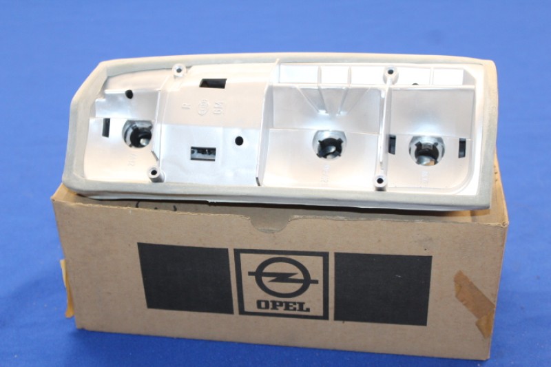 Rücklichtgehäuse Rekord E Caravan rechts