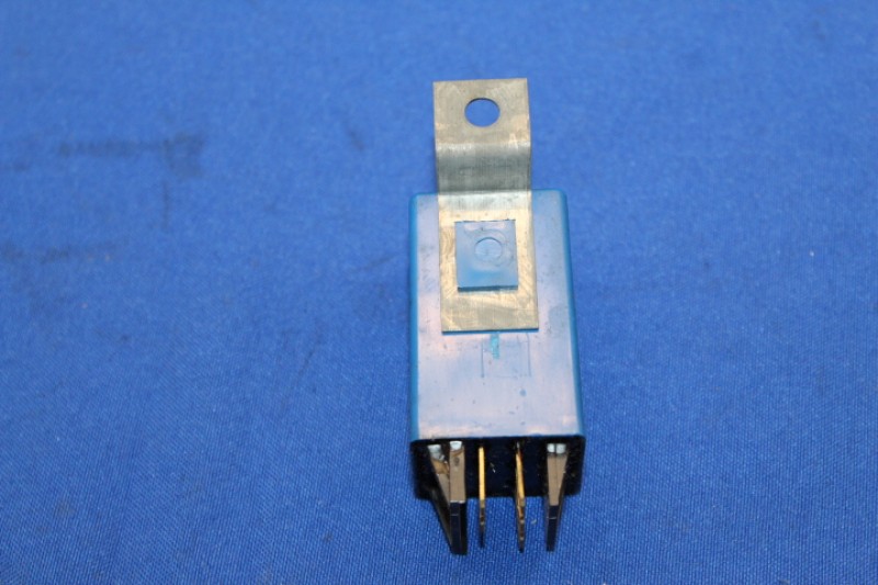 Slow-Acting Relay Commodore B + Rekord D