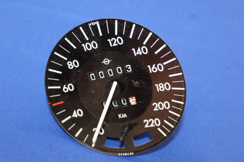 Tachometer Commodore A 220km/h, W=752