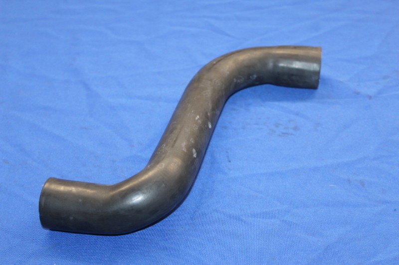 Kühlerschlauch oben 1,6 - 2,0 Ascona / Manta / Kadett, "Vergaser"