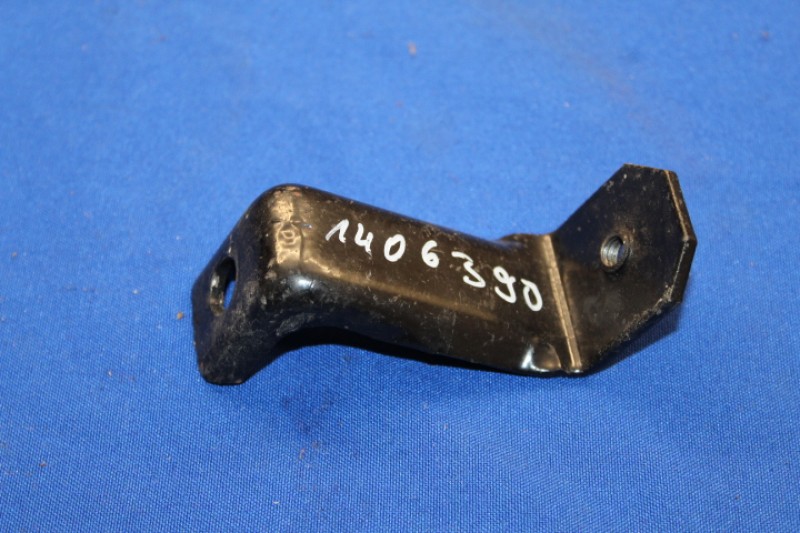 Stossstangenhalter Manta B hinten innen rechts ab/bis FGST-Nr