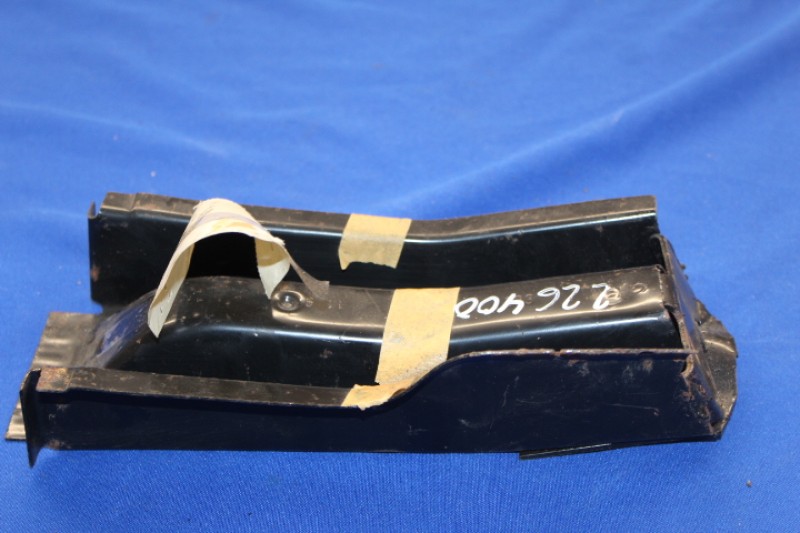 Wagenheberaufnahme vorne links Manta A, ORIGINAL