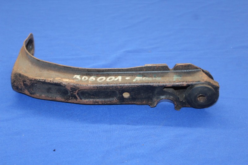 Achsausleger links Ascona / Manta A