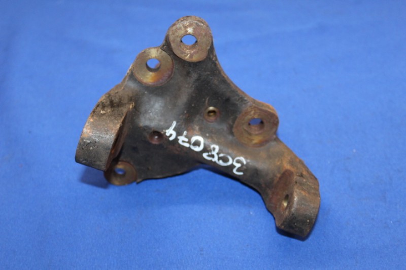 Steering Knuckle Rekord C, left, LATE